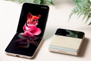 Samsung Galaxy Z Flip 3 unfolds a new&hellip;