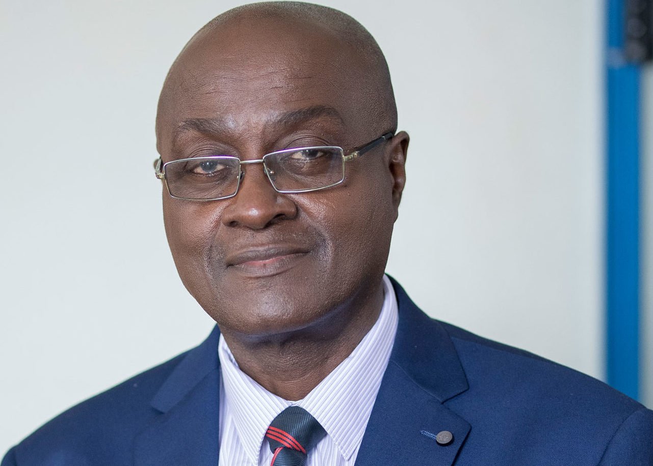 Banks see deposits fluctuate over slow private sector&hellip;