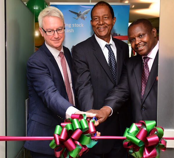 Kenya: DIB launches mobile banking platform