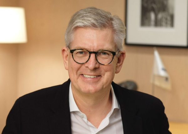 Ericsson signals higher payout after strong Q3 performance